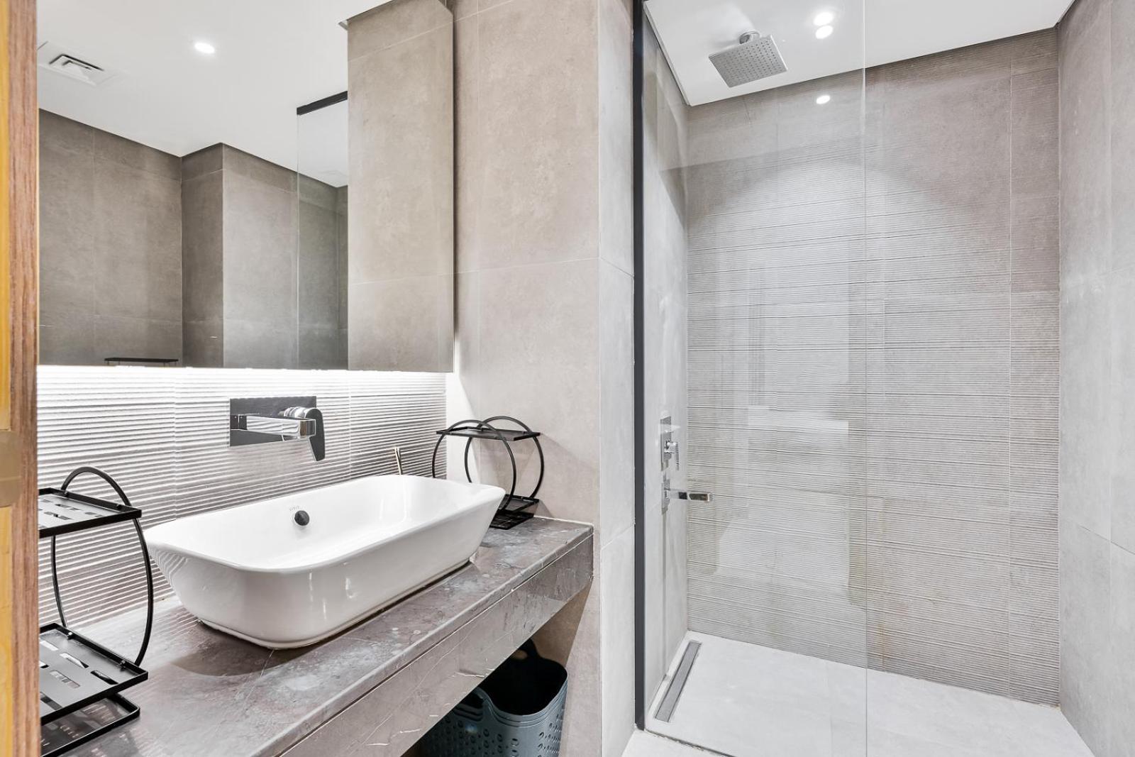 Serene 1br With Gym & Pool Dubai